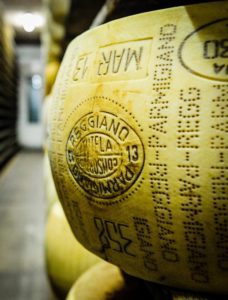PARMESAN CHEESE & FERRARI LOVERS - Tuscany Tours - Tailor Made tours in